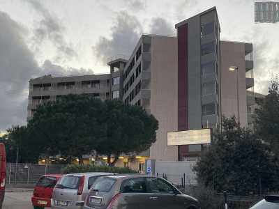 ...c�� il grande Dell�Andro di via Camillo Rosalba con i suoi 600 letti costruito accanto a Economia e Commercio